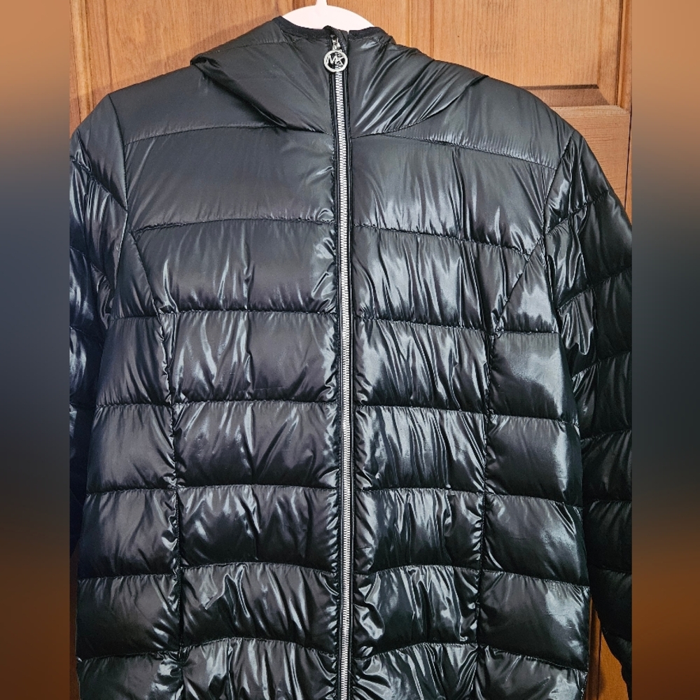 Michael Kors Plush Lined Black Puffer Jacket. It is new—used only once.